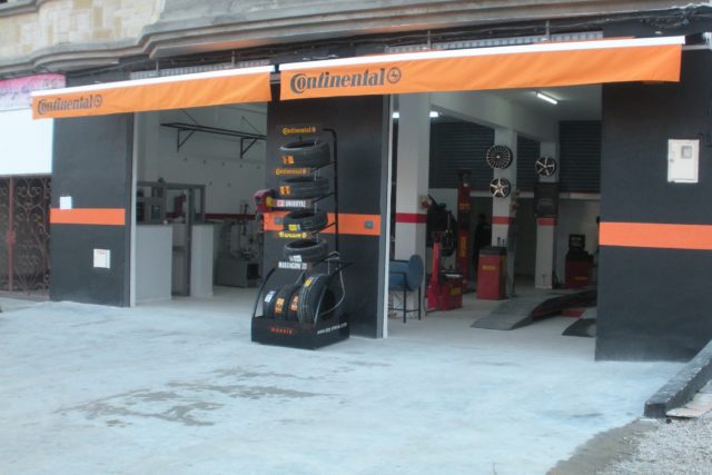 PNEUMATEC (Station de service pneumatique)