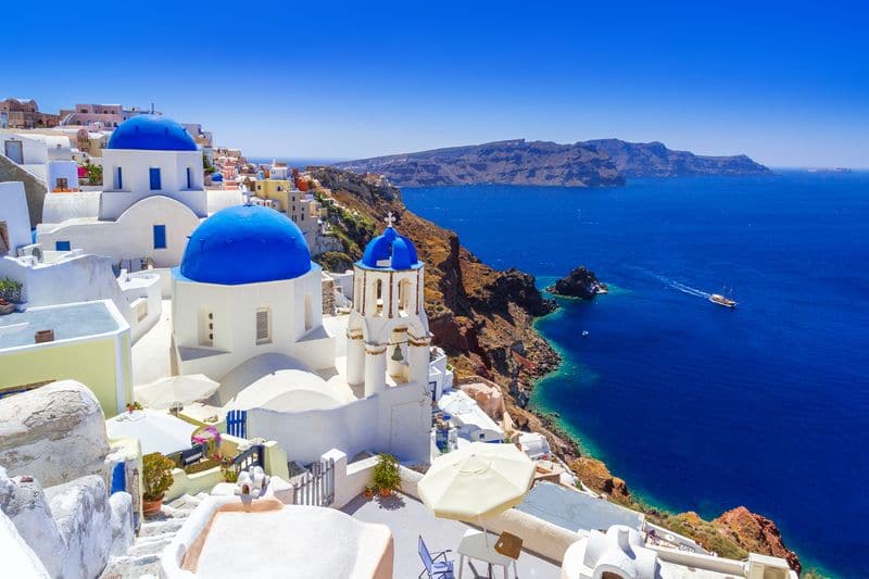 La Grèce anticipe son dé confinement et libère son tourisme