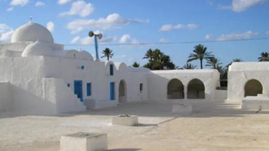 Photo of Travaux pour la restauration des mosquées Sidi Jmour et Sidi Zayed à l’Ile de Djerba